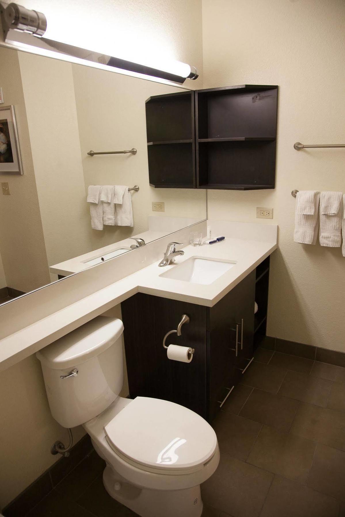 Candlewood Suites Alexandria By Ihg Exterior photo